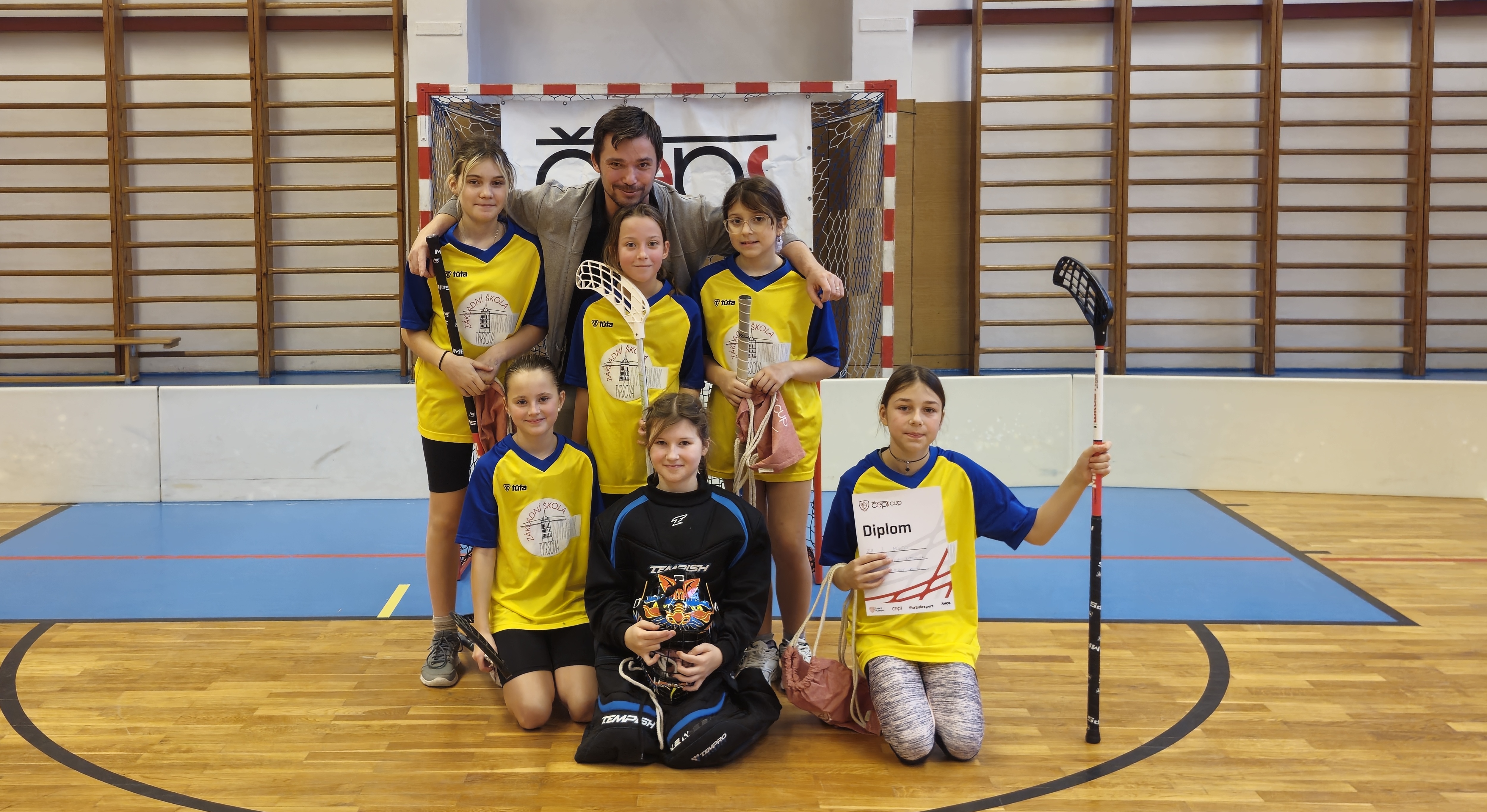 Florbalový turnaj ČEPS Cup – dívky 4. a 5. tříd